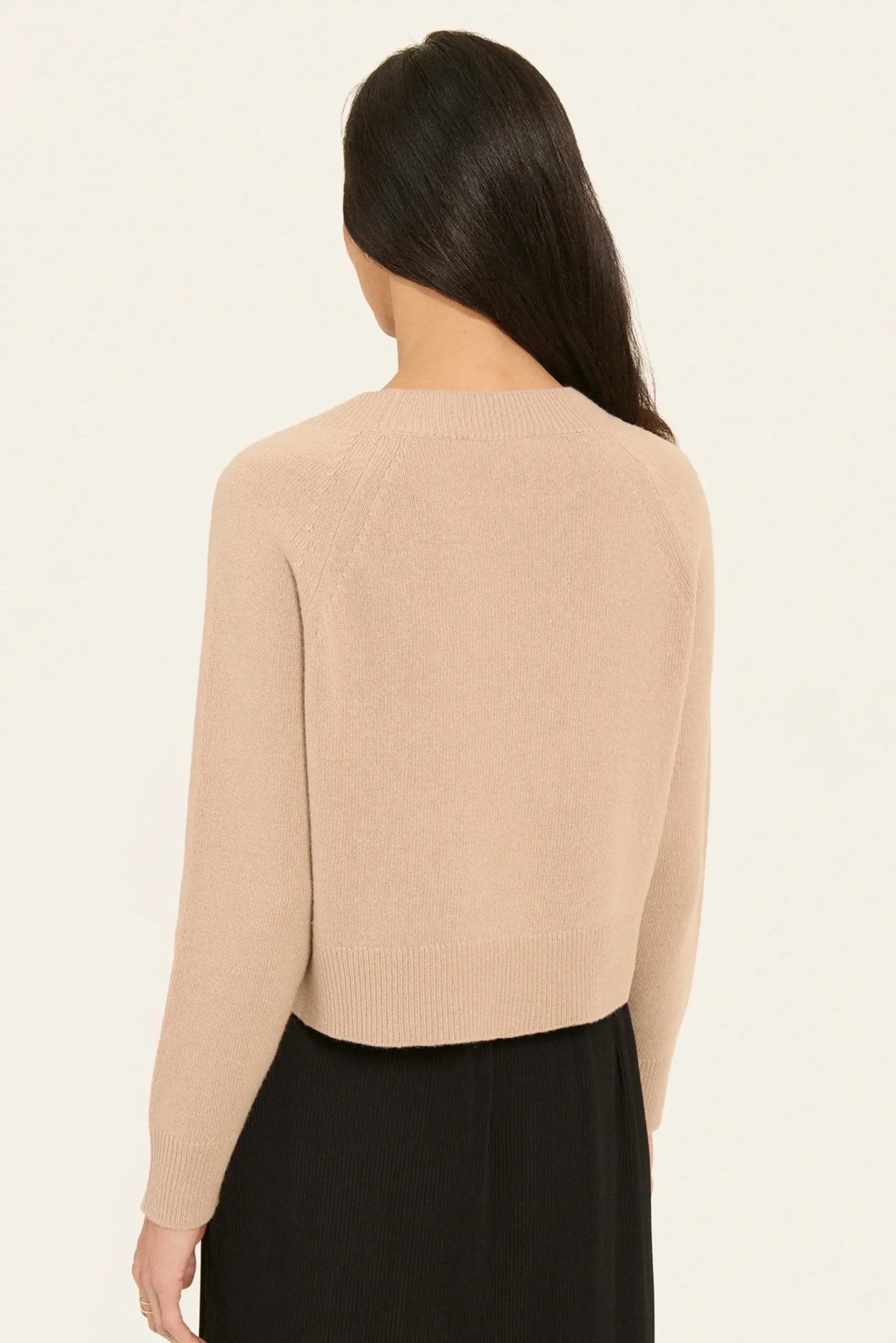 pull_amanda_crop_2.webp NAF NAF Pull Amanda Crop